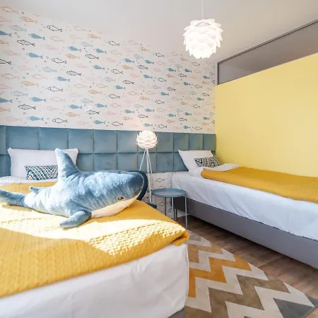 Apartamenty Blekit Na Fali - Miodowy Dom Kołobrzeg Esterno foto