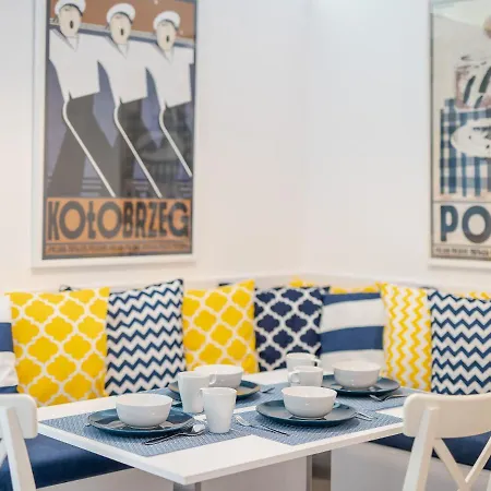 Apartamenty Blekit Na Fali - Miodowy Dom Kołobrzeg Esterno foto