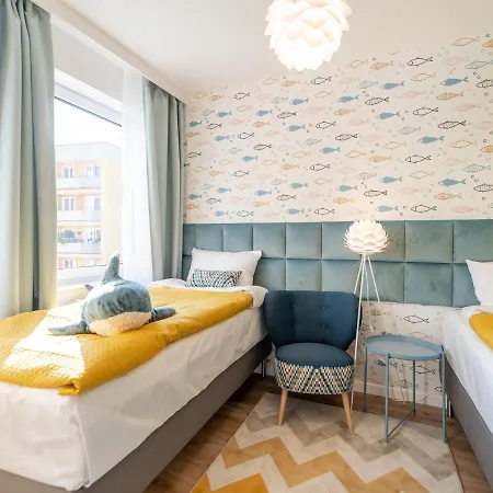 Apartamenty Blekit Na Fali - Miodowy Dom Kołobrzeg Esterno foto